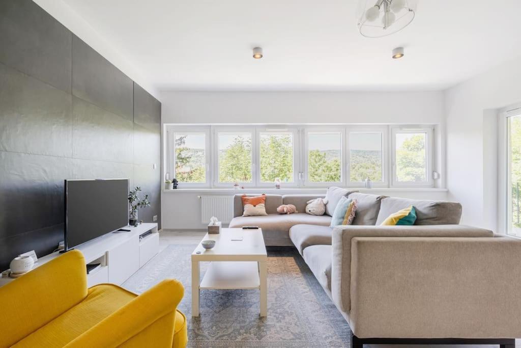 Earthy Elegance Apartament *